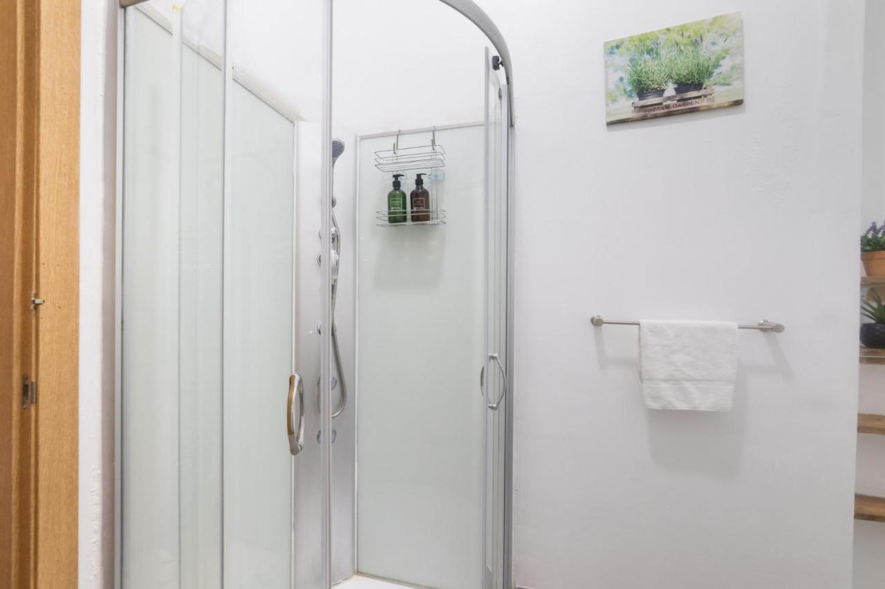 Moonkey - Apartamento Plaza San Antonio อาลิกันเต ภายนอก รูปภาพ